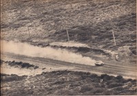 Superado San Julián, nos encontramos en las inmediaciones de Fitz Roy.El camino y el auto permiten devorar kilómetros, ahorrando minutos para gastarlos en el cruce de las ciudades, en la necesaria consideración del tránsito, cuando éste aparezca.