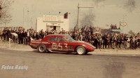 Mustang de Vicente Sergio en carrera.jpg