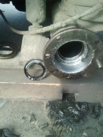 Extraccion del reten interior y limpieza de las pistas de la cañonera con una esmeril fina y luego wd-40 para sacar restos de metal